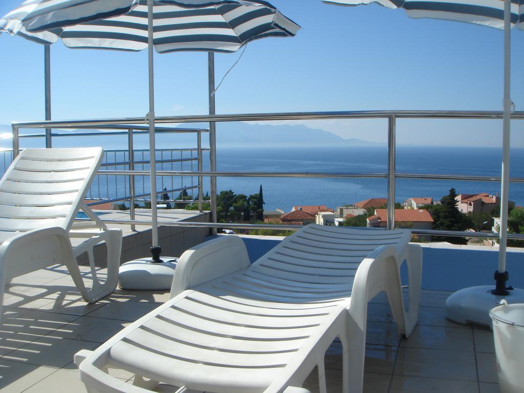 Aparthotel Pecic Gradac  Exterior photo