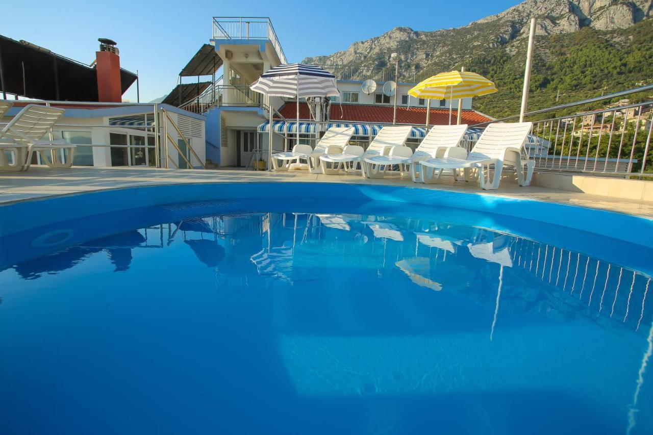 Aparthotel Pecic Gradac  Exterior photo